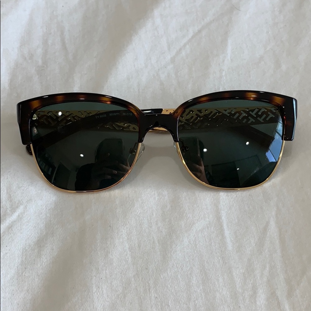 Tory Burch 6032 sunglasses